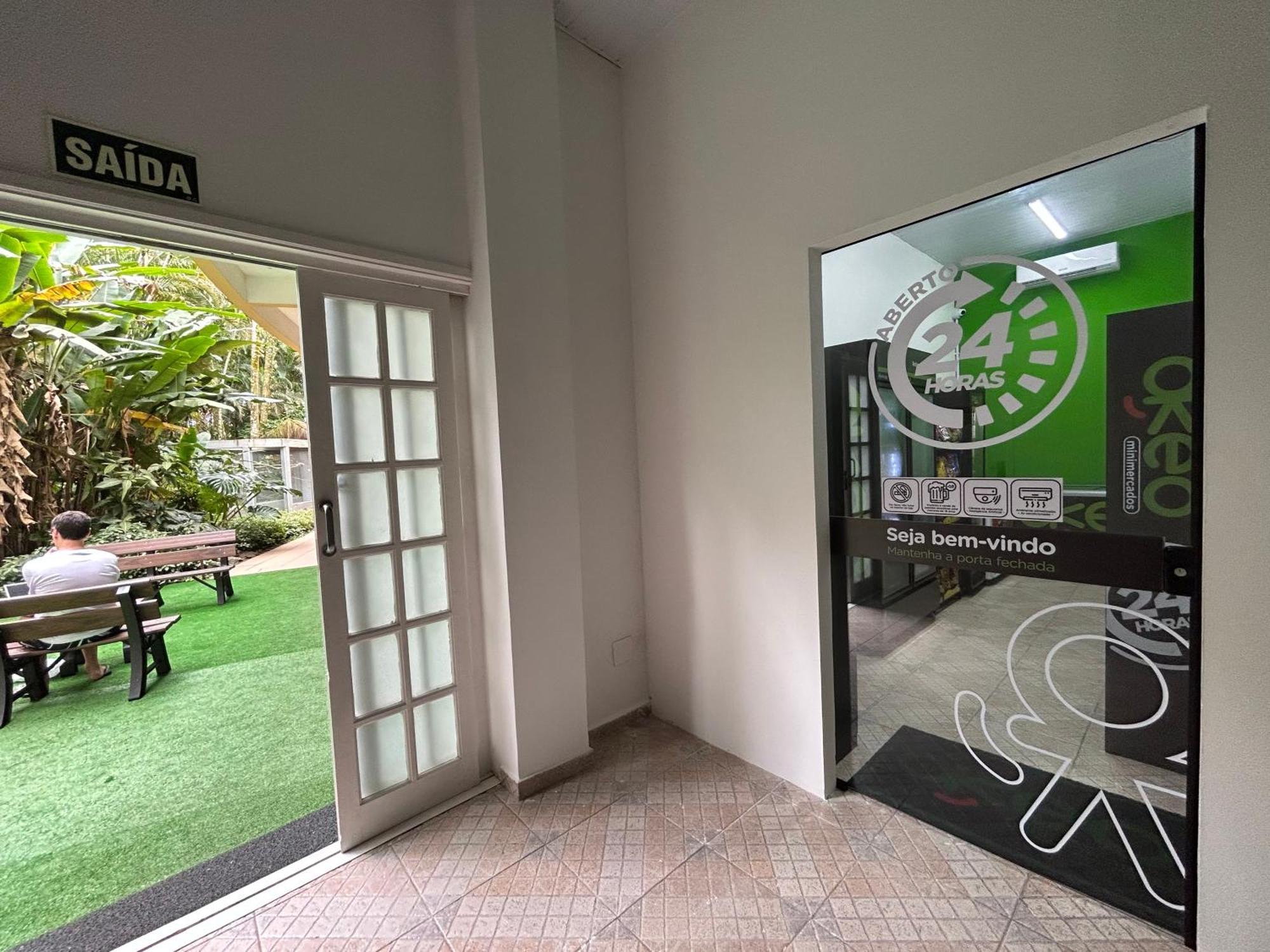 Fabuloso Flat 225, 2 Piscinas Climatizadas, Sky Com 170 Canais,Tv Com Xbox, Internet Particular 500M Bertioga, Riviera De Sao Lourenco Flat Duplex Inteiro, Adega, Cozinha Equipada Completa Servico De Hotelaria, Servico De Praia Nos Finais De Semana Eksteriør billede